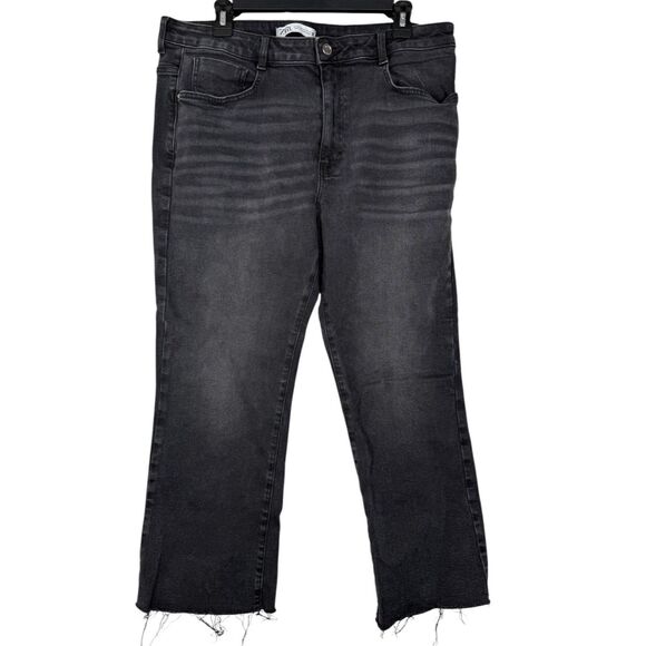 Zara Black High Rise Straight Leg Jeans Womens Sz 14 Raw Hem Boho Wide Leg - Picture 1 of 10